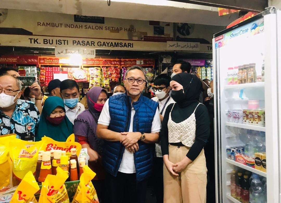 Pastikan Harga Bahan Pokok dan Minyak Goreng, Mendag Kembali Sidak Pasar Semarang